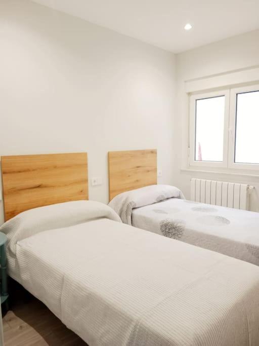 A Ledicia De Ana Apartment Вивейро Екстериор снимка