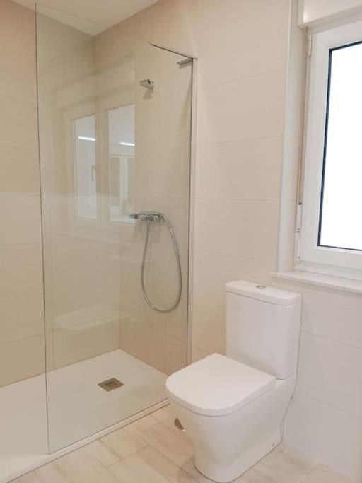 A Ledicia De Ana Apartment Вивейро Екстериор снимка